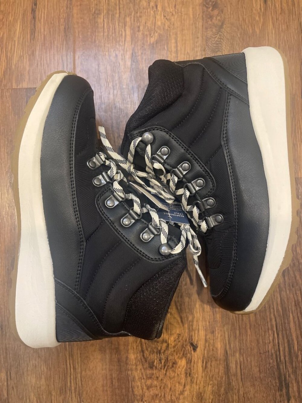 NWT Universal Thread Bergen Winter Boot Hiking Womens 7 - Picture 5 of 10